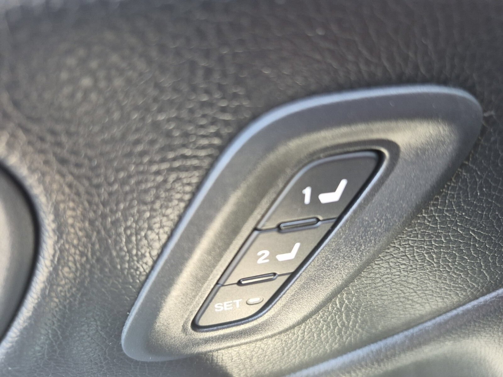Certified 2025 Honda Pilot EX-L image 21