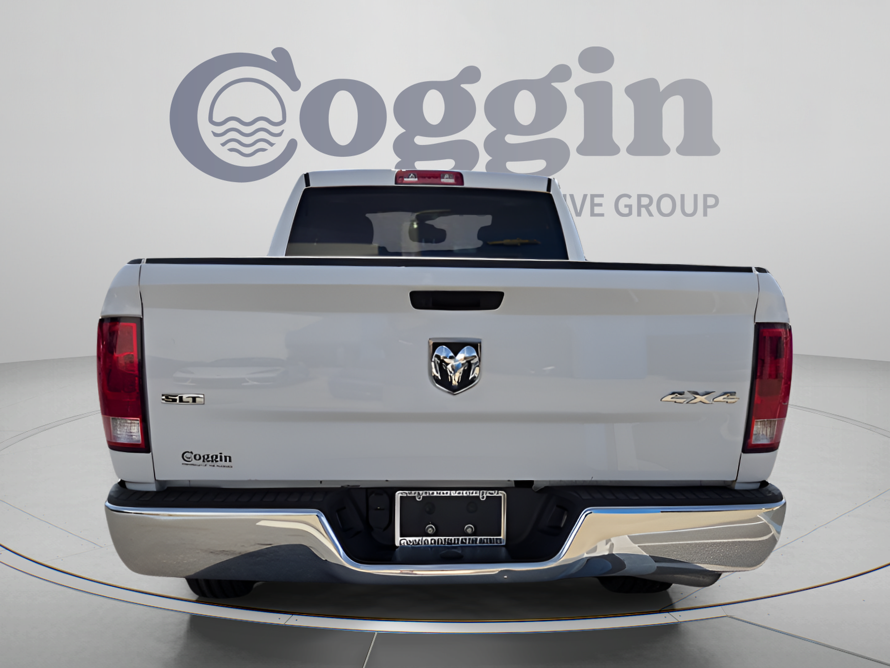 Used 2024 RAM 1500 Classic SLT AWD/4WD image 4
