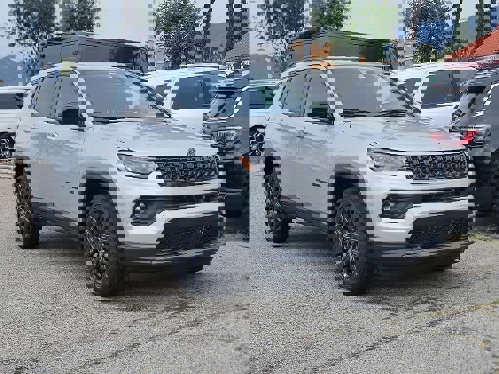 New 2026 Jeep Compass Latitude