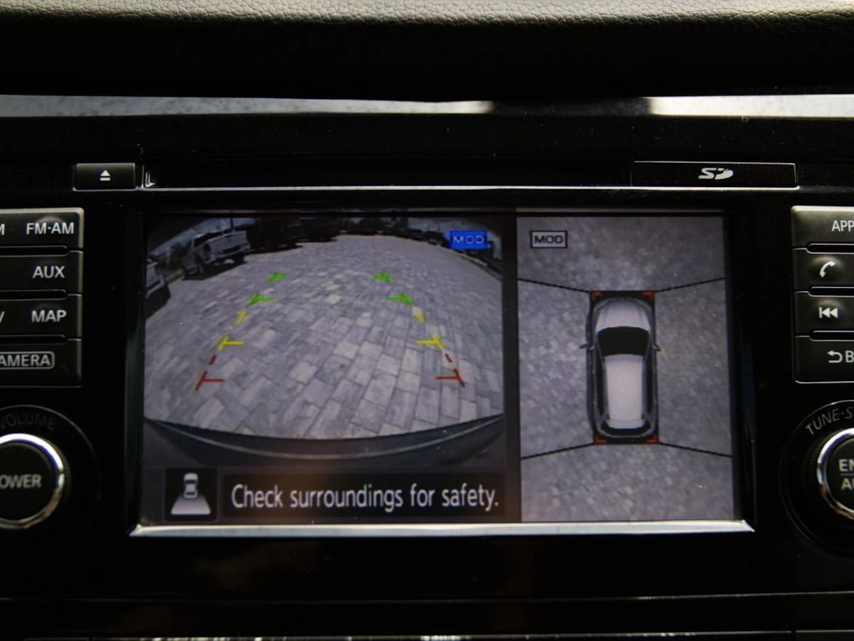 Used 2017 Nissan Rogue SL w/ SL Premium Package FWD image 32
