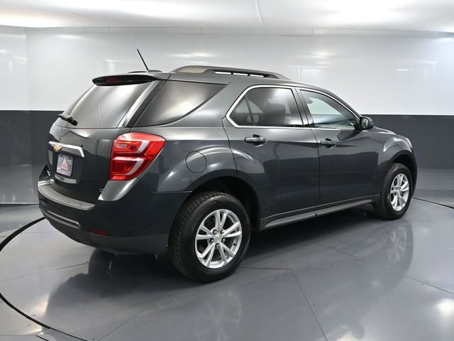 Used 2017 Chevrolet Equinox LT w/ Convenience Package image 4