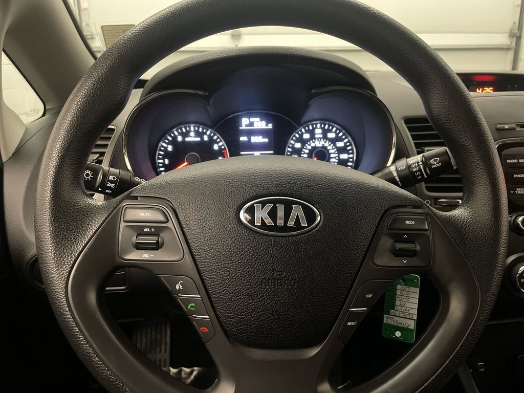 Used 2017 Kia Forte LX image 5