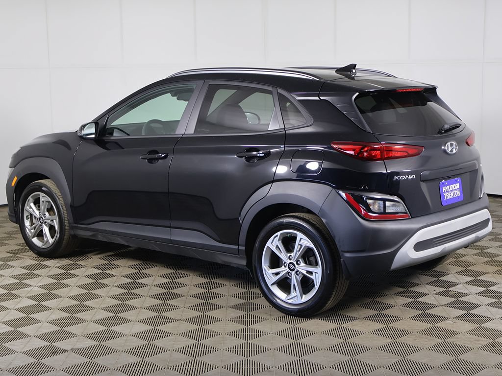 Used 2023 Hyundai Kona SEL w/ Cargo Package AWD/4WD image 8