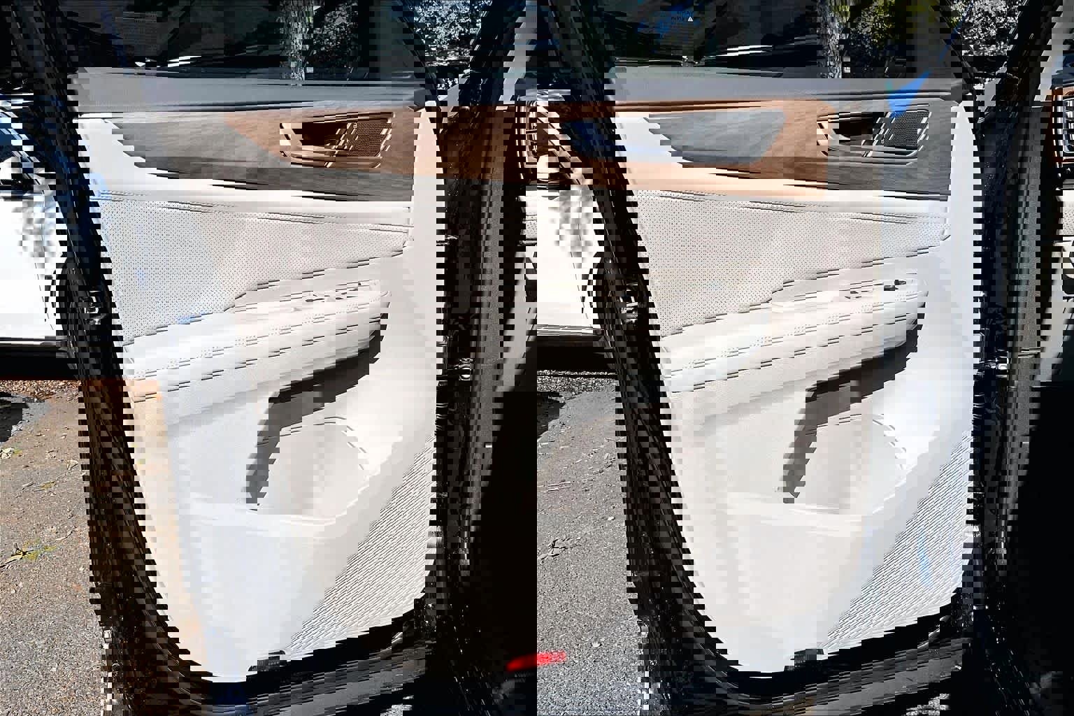 New 2026 Volkswagen Atlas SE image 10