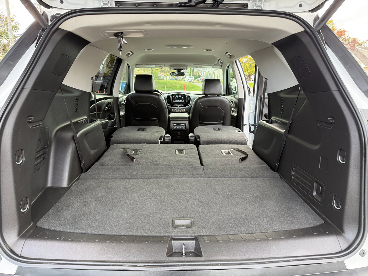 Used 2019 Chevrolet Traverse LT image 37