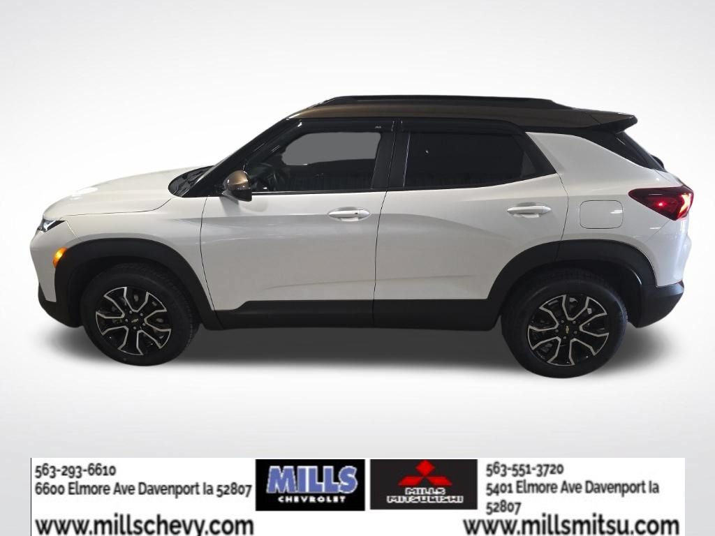 Used 2021 Chevrolet TrailBlazer ACTIV w/ Technology Package AWD/4WD image 2
