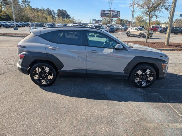 Used 2024 Hyundai Kona SEL video 4