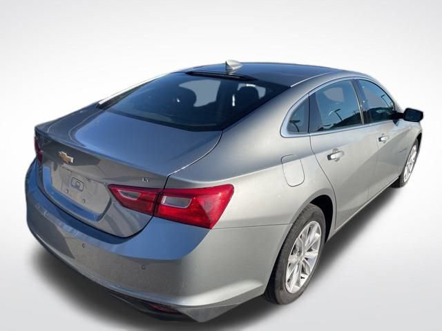 Used 2024 Chevrolet Malibu LT image 9