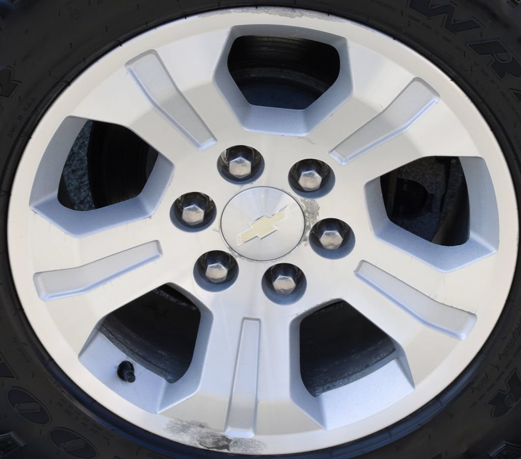 Used 2018 Chevrolet Silverado 1500 LT w/ All Star Edition AWD/4WD image 37