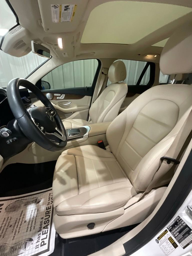 Used 2020 Mercedes-Benz GLC 300 image 11