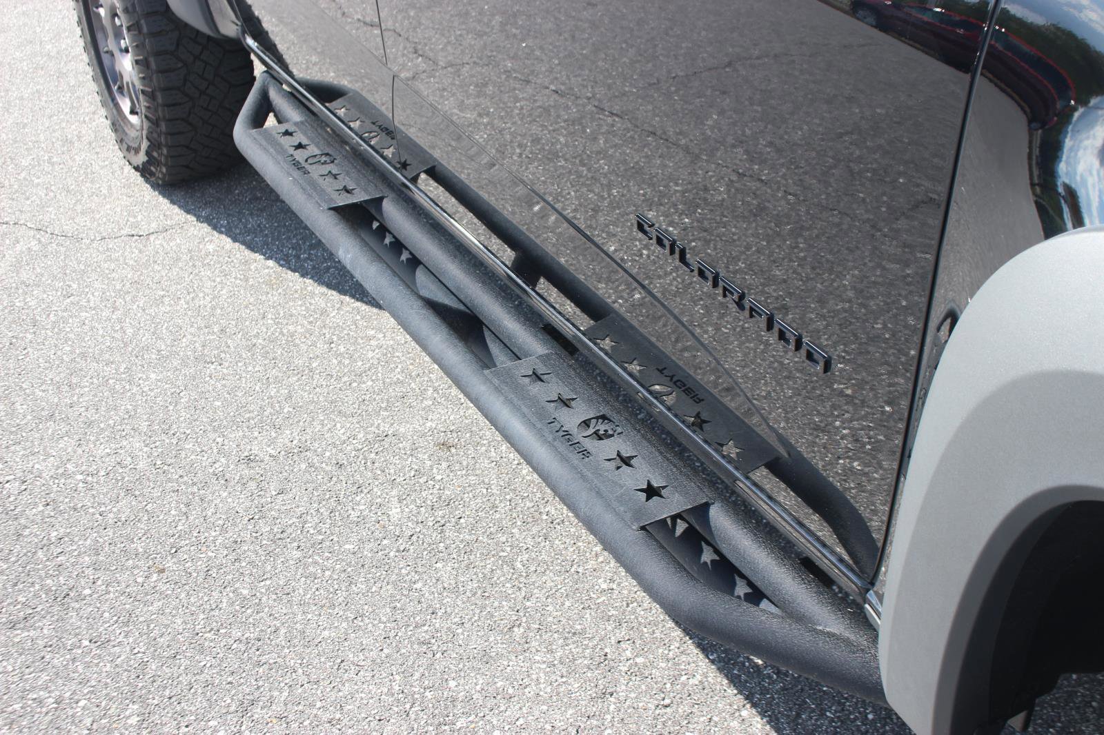 Used 2022 Chevrolet Colorado ZR2 w/ Colorado ZR2 Bison Edition image 9