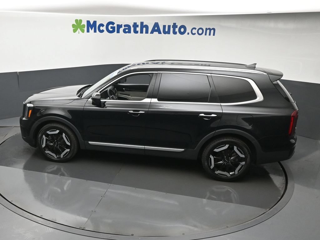 Used 2023 Kia Telluride S w/ S Sunroof Package FWD image 24