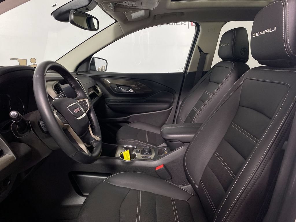 Certified 2023 GMC Terrain Denali w/ Denali Premium Package AWD/4WD image 11