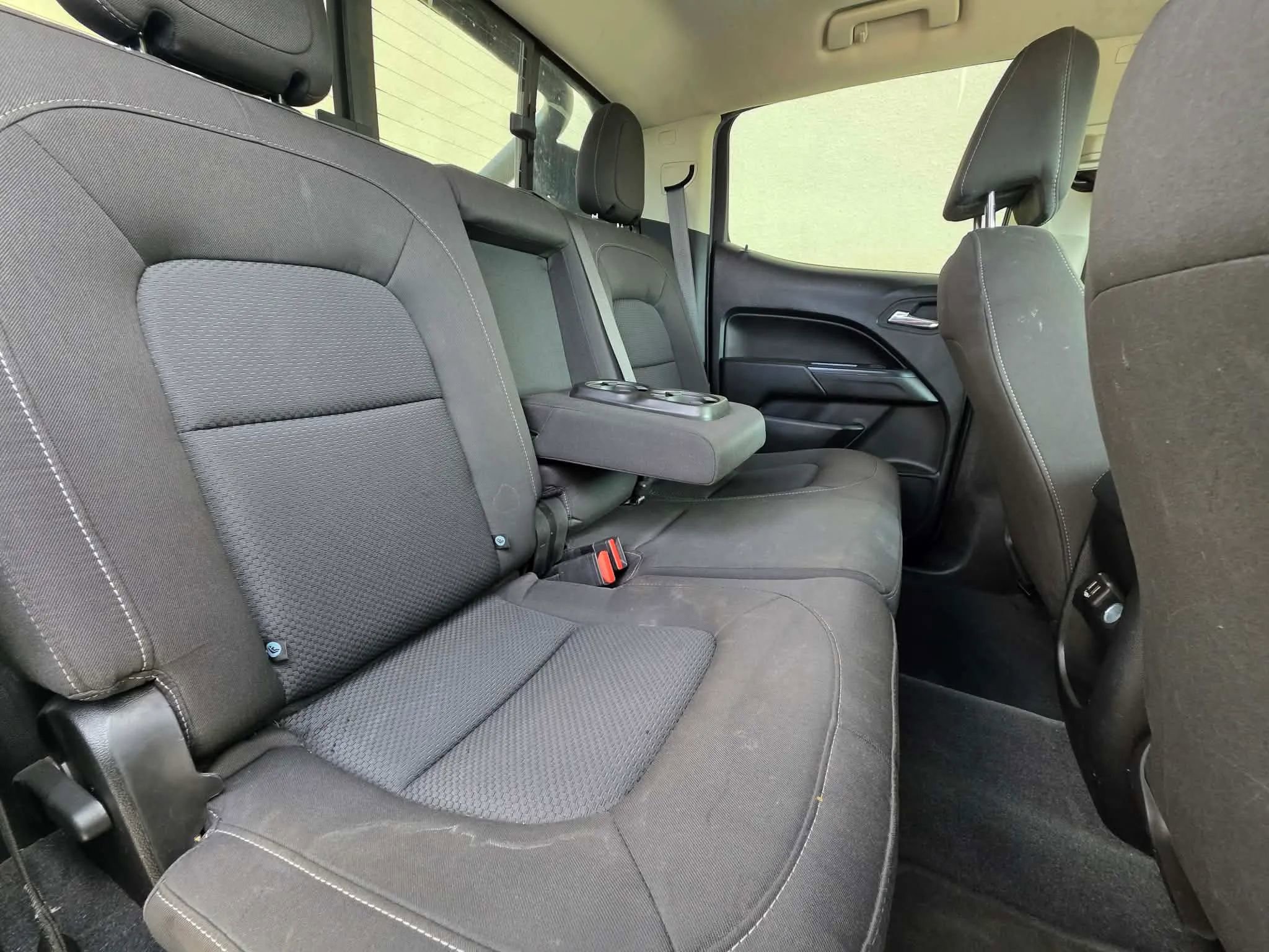 Used 2021 Chevrolet Colorado LT w/ Safety Package image 3