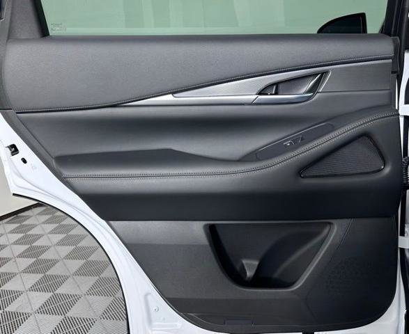 Certified 2026 INFINITI QX60 Pure w/ Cargo Package image 19