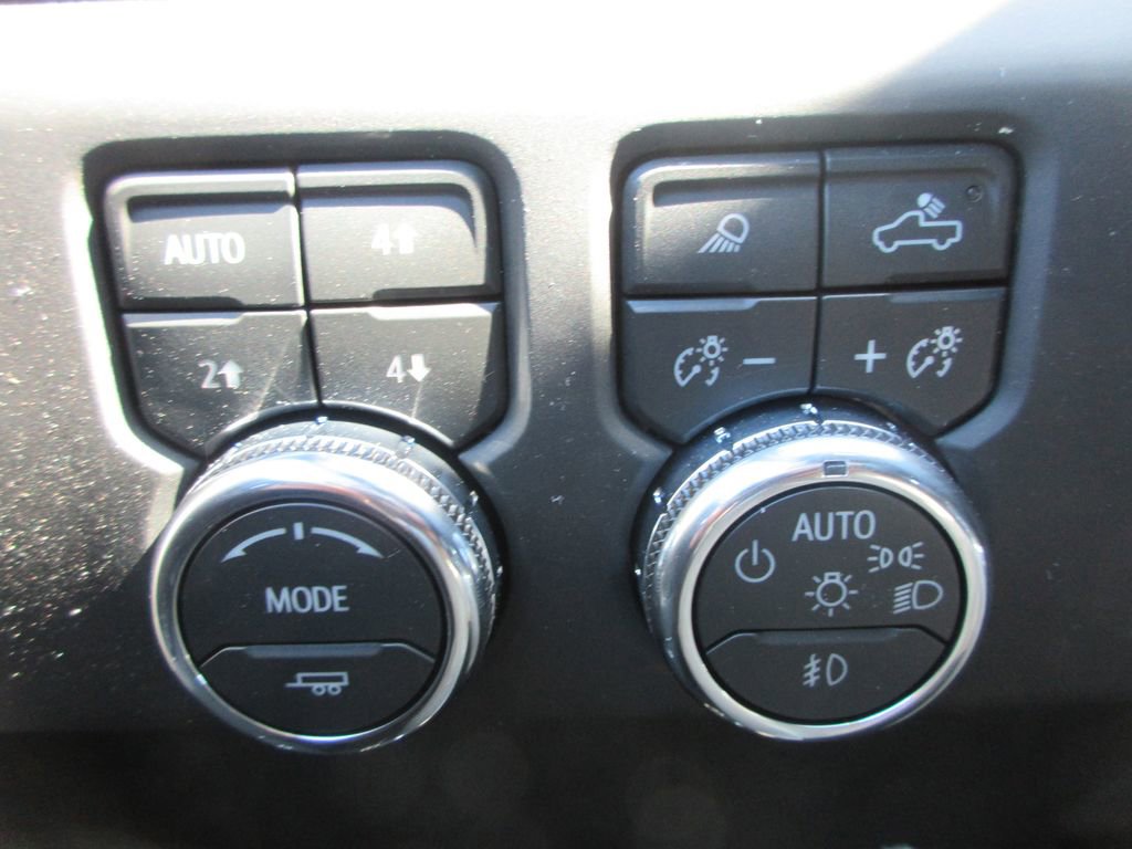 New 2026 GMC Sierra 2500 AT4 w/ AT4 Premium Plus Package AWD/4WD image 19