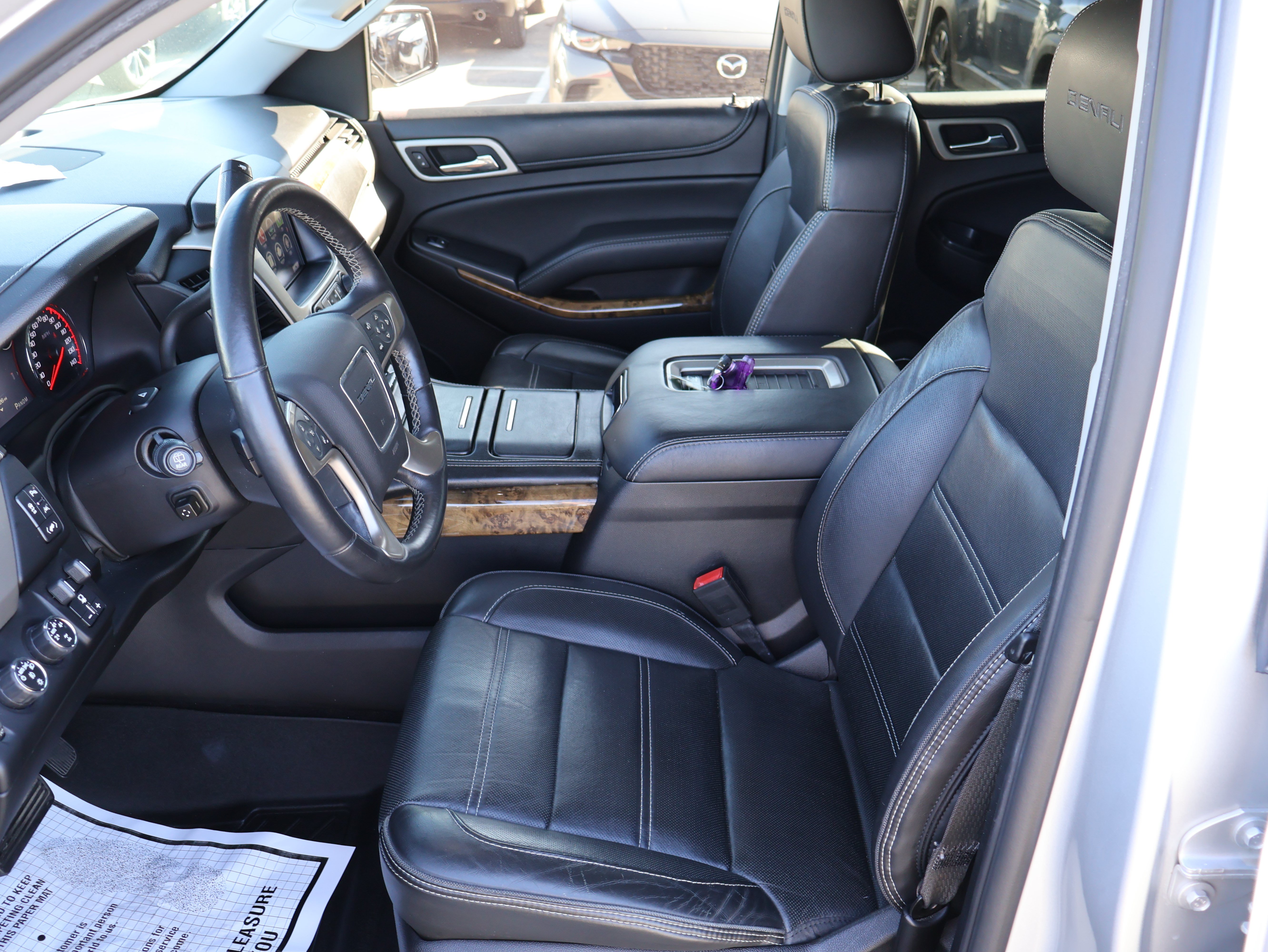 Used 2016 GMC Yukon XL Denali w/ Open Road Package AWD/4WD image 20