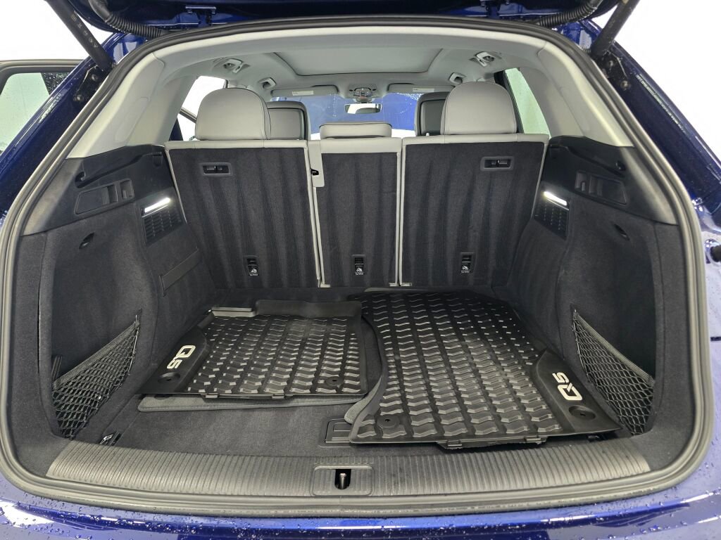 Certified 2025 Audi Q5 2.0T Premium Plus w/ Premium Plus Package image 11