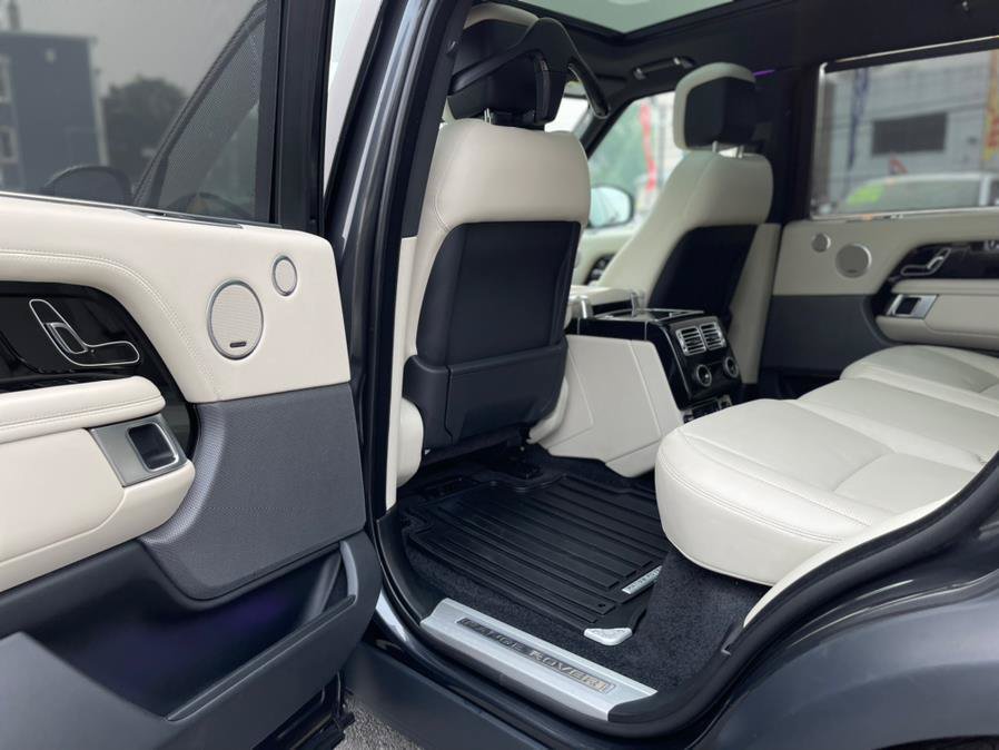 Used 2020 Land Rover Range Rover Long Wheelbase HSE AWD/4WD image 11