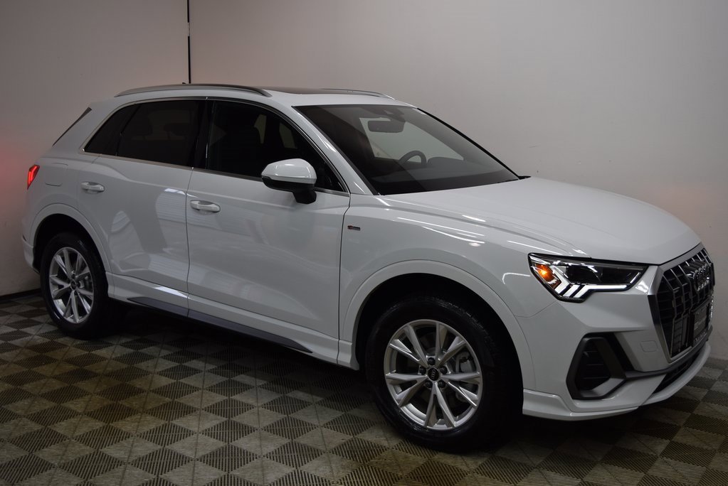 New 2025 Audi Q3 2.0T Premium Plus