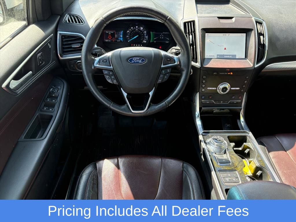 Used 2020 Ford Edge Titanium w/ Equipment Group 301A AWD/4WD image 22