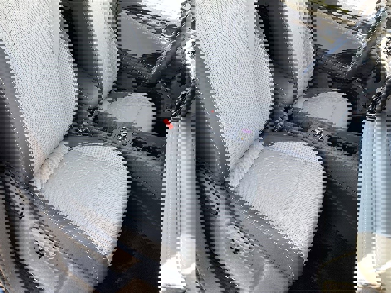 New 2026 Volkswagen Tiguan SE R-Line image 7