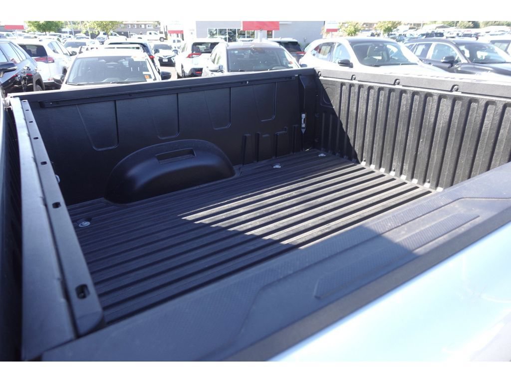 Certified 2025 Toyota Tundra SR5 AWD/4WD image 10