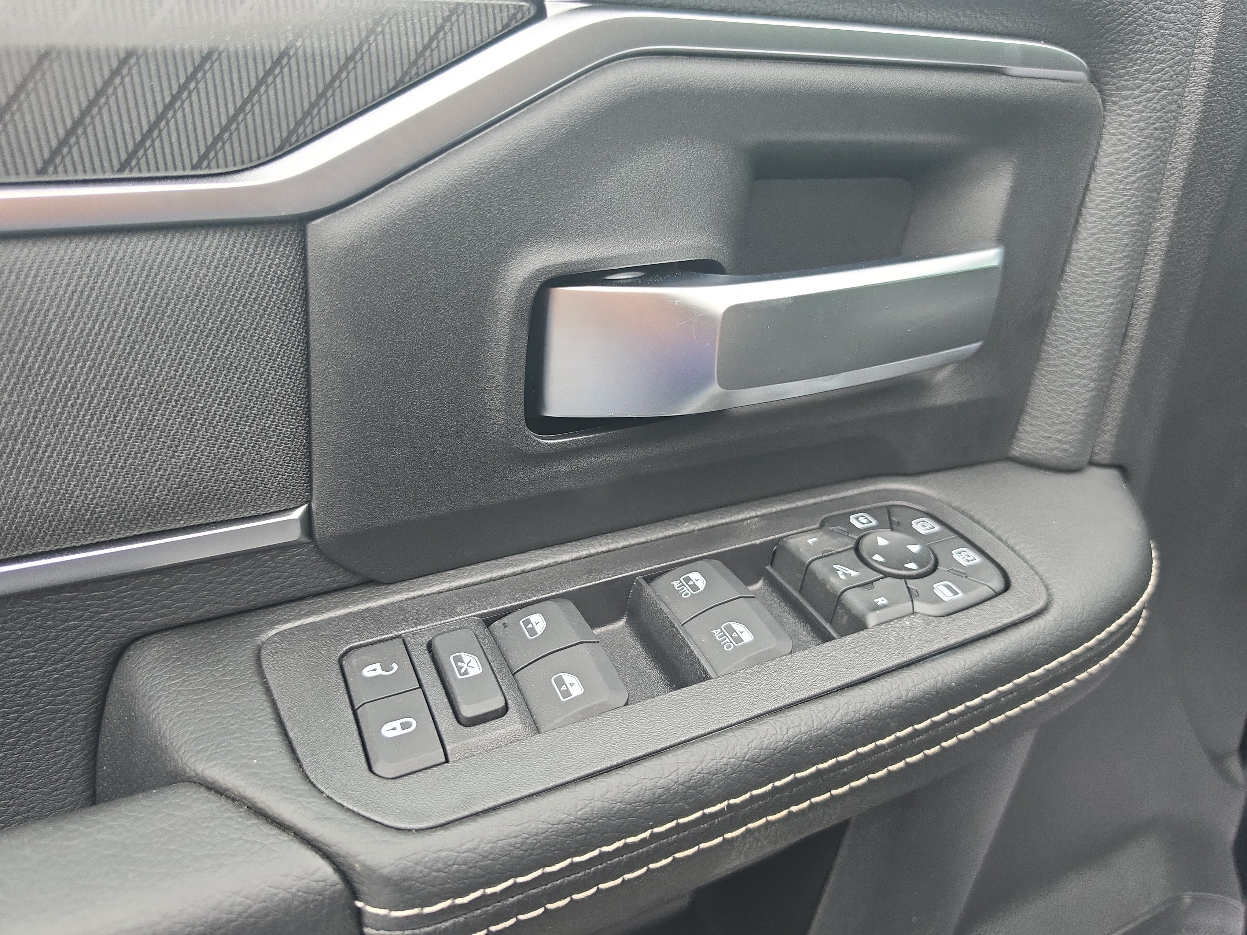 New 2027 RAM 2500 Big Horn AWD/4WD image 18
