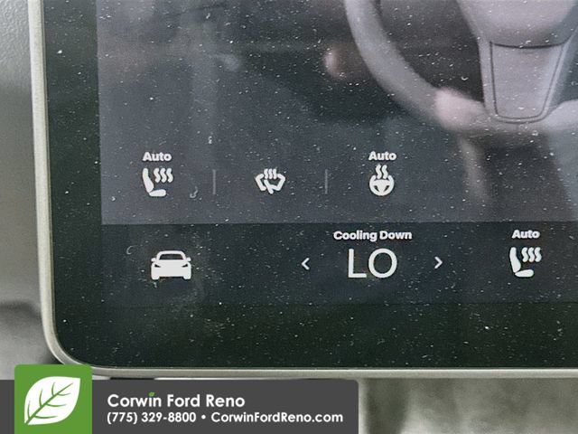 Used 2023 Tesla Model Y Long Range AWD/4WD image 22
