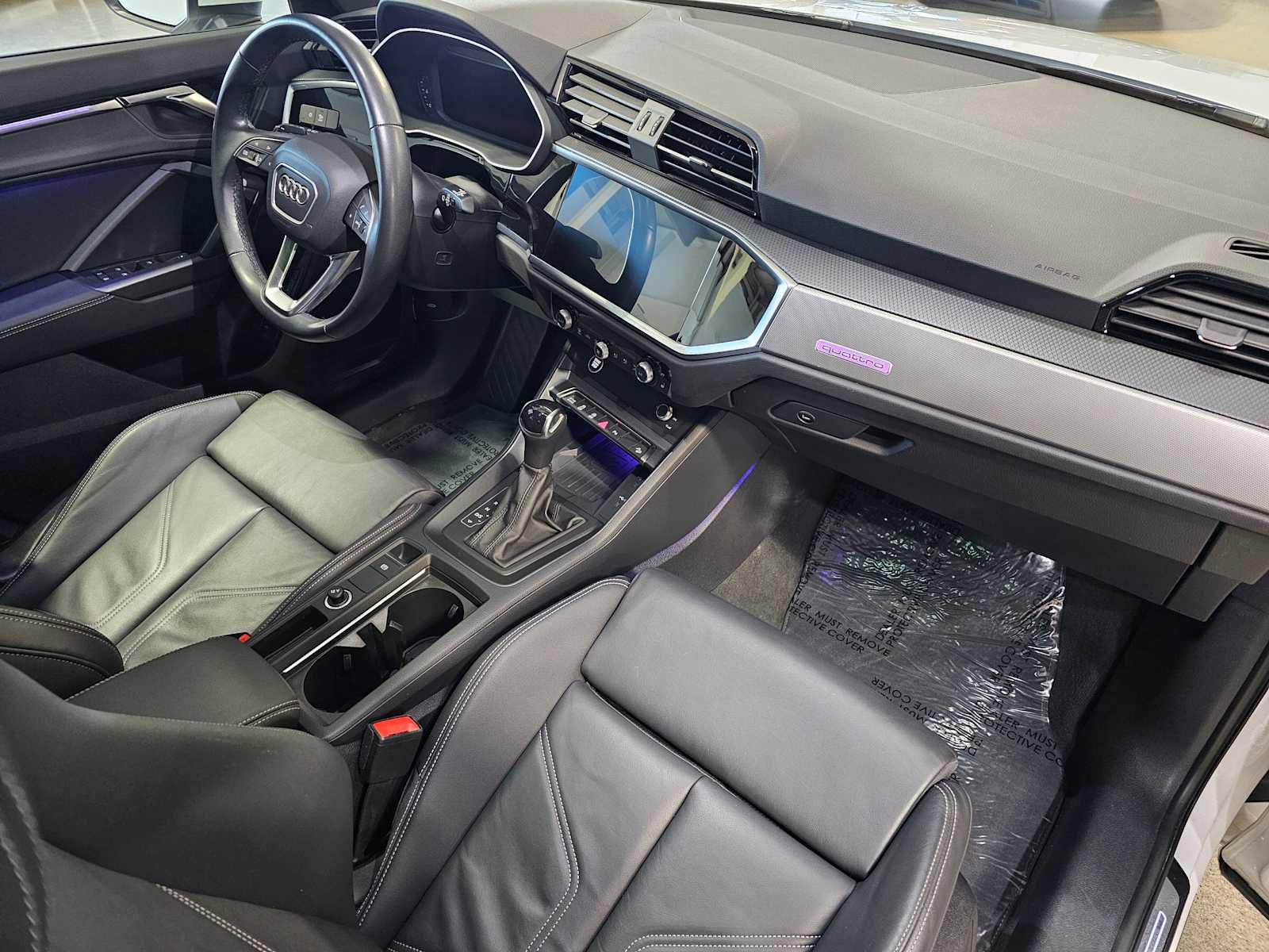 Used 2024 Audi Q3 2.0T Premium Plus image 11