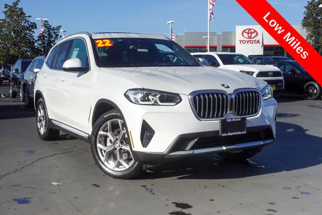 Used 2022 BMW X3 xDrive30i w/ Premium Package w/ZPA image 2