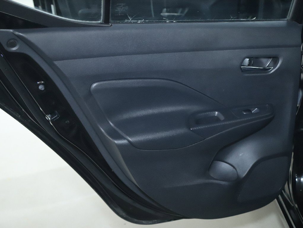 Certified 2025 Nissan Versa SV image 13