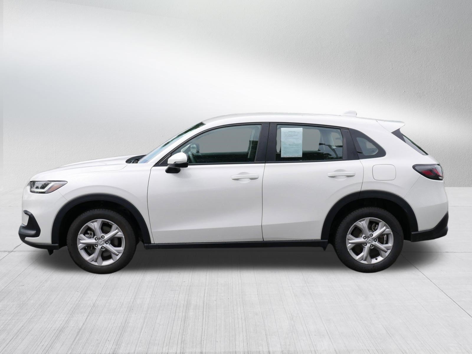 Used 2024 Honda HR-V LX image 4