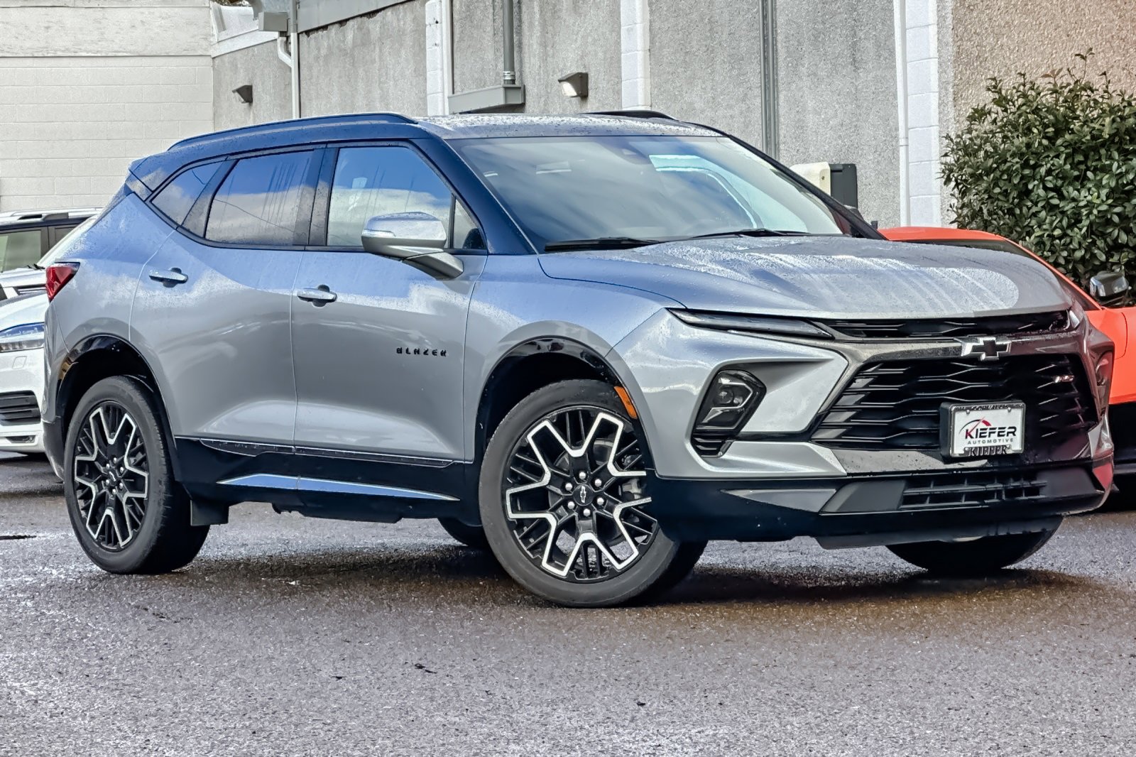 Used 2023 Chevrolet Blazer RS image 2