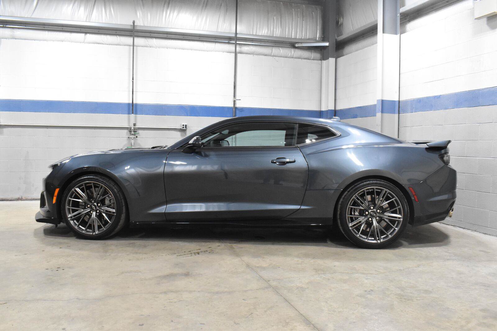 Used 2022 Chevrolet Camaro ZL1 RWD image 21