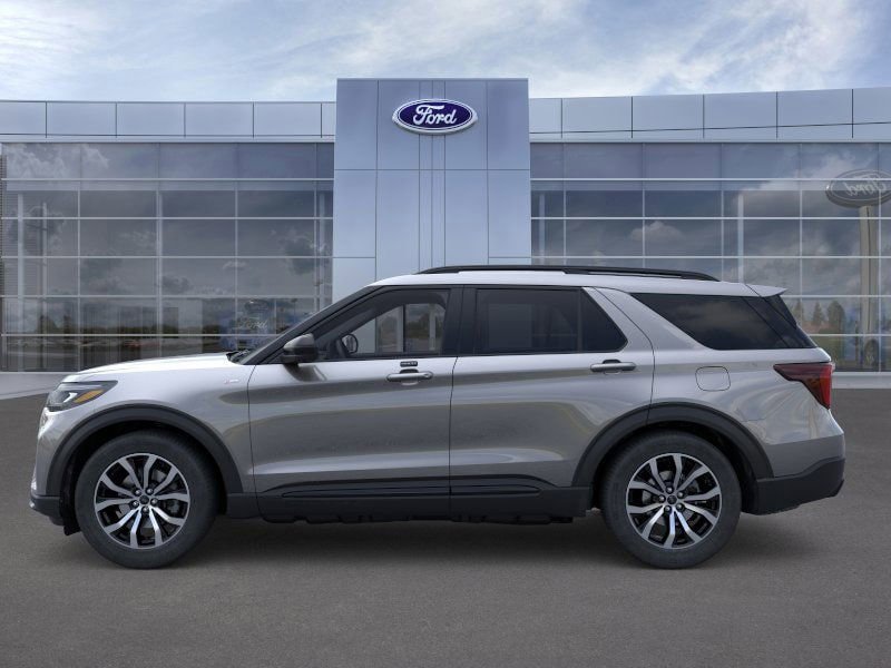 New 2026 Ford Explorer ST-Line AWD/4WD image 3