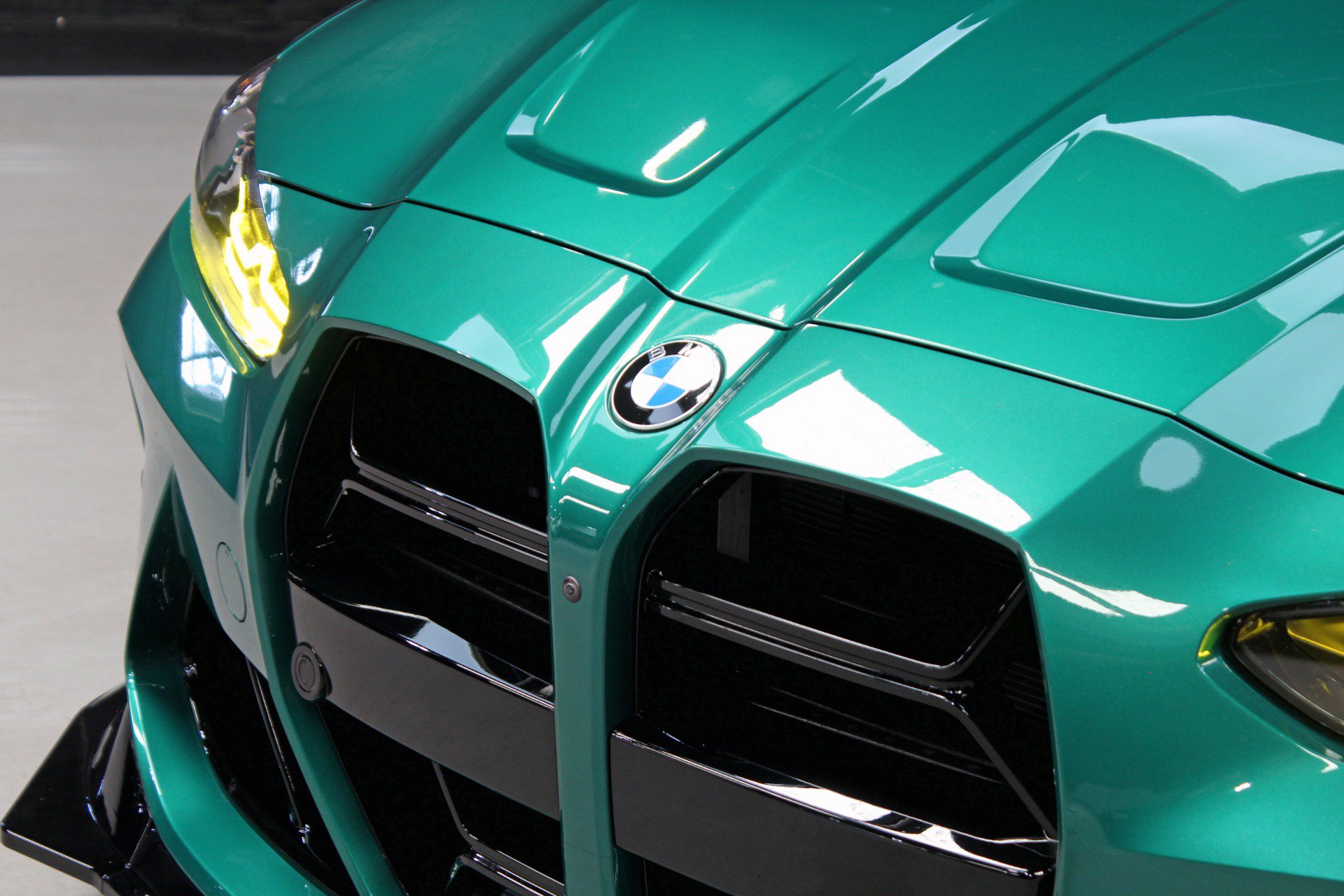 Used 2021 BMW M3 w/ Parking Assistance Package RWD image 9
