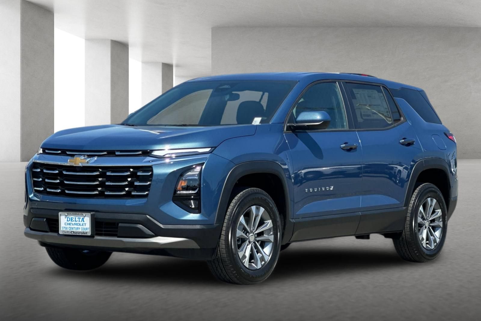 New 2026 Chevrolet Equinox LT w/ Convenience Package II FWD image 8