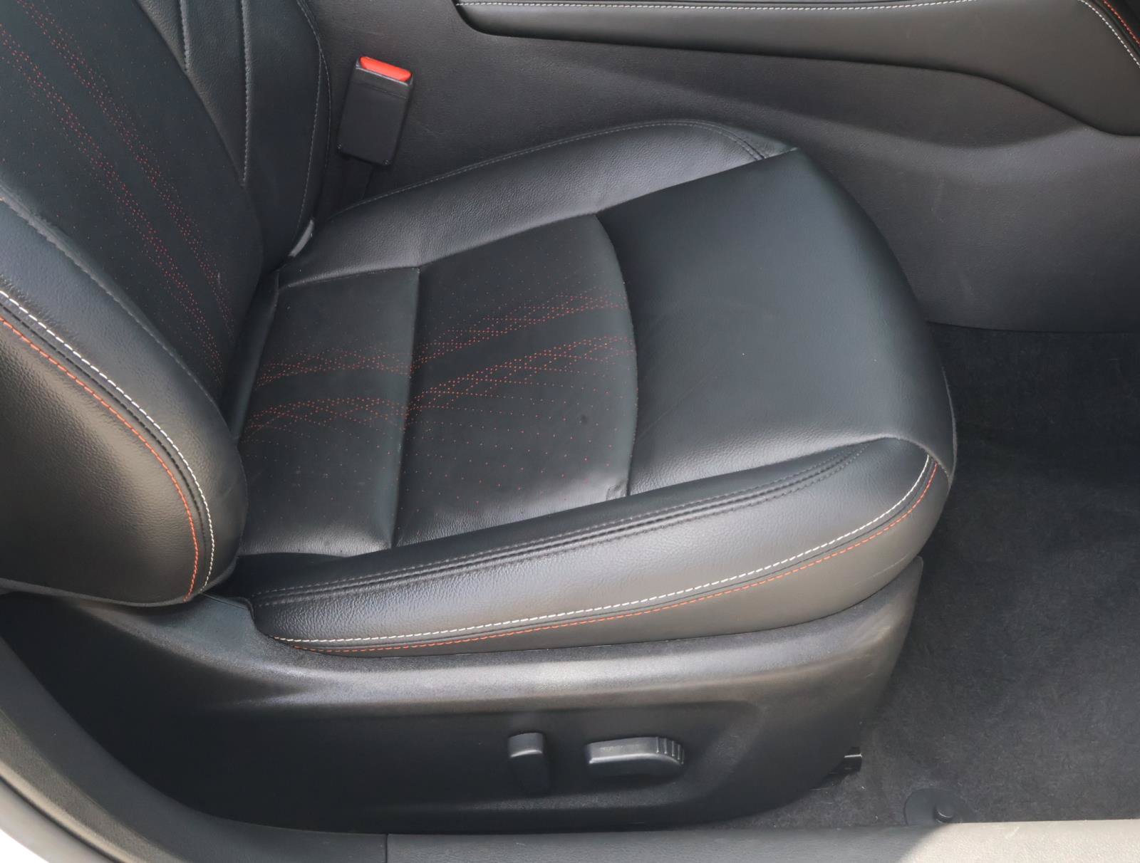 Used 2024 Nissan Altima 2.5 SR w/ SR Premium Package FWD image 18