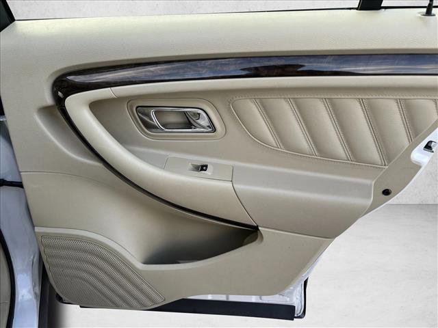 Used 2019 Ford Taurus Limited image 21