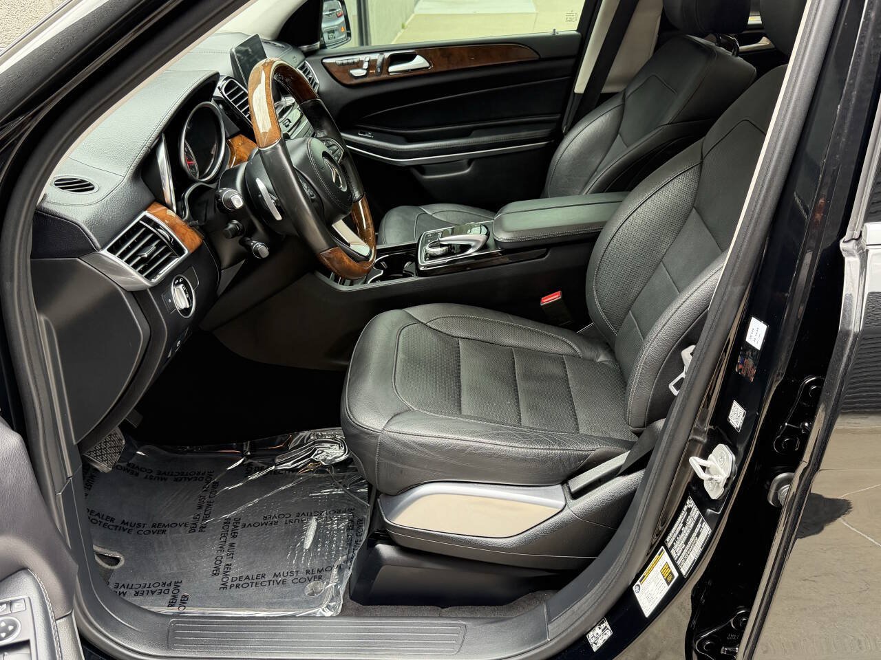 Used 2017 Mercedes-Benz GLS 550 4MATIC image 14