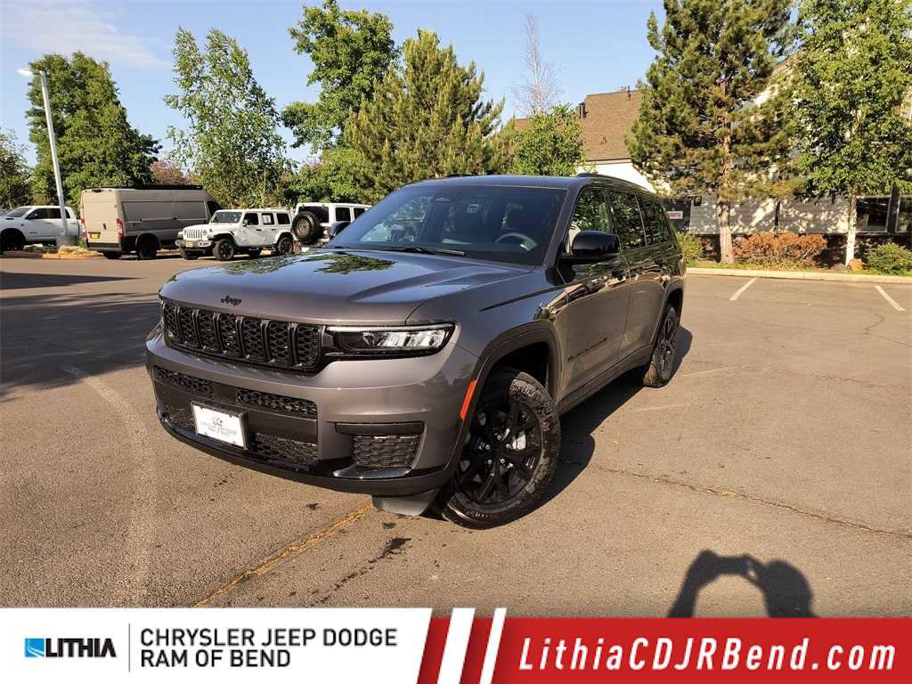 New 2025 Jeep Grand Cherokee L Altitude