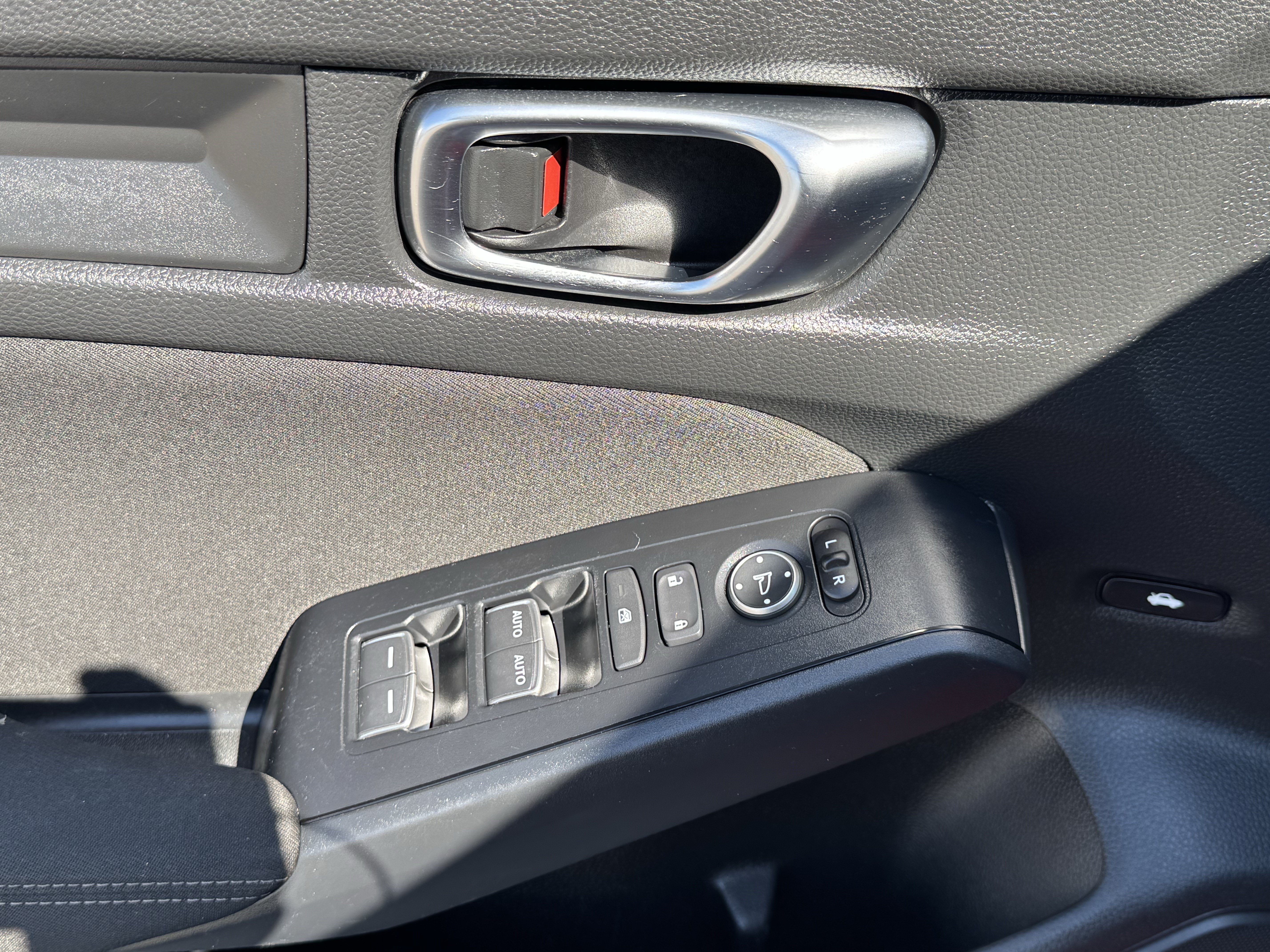 Used 2025 Honda Civic Sport image 14