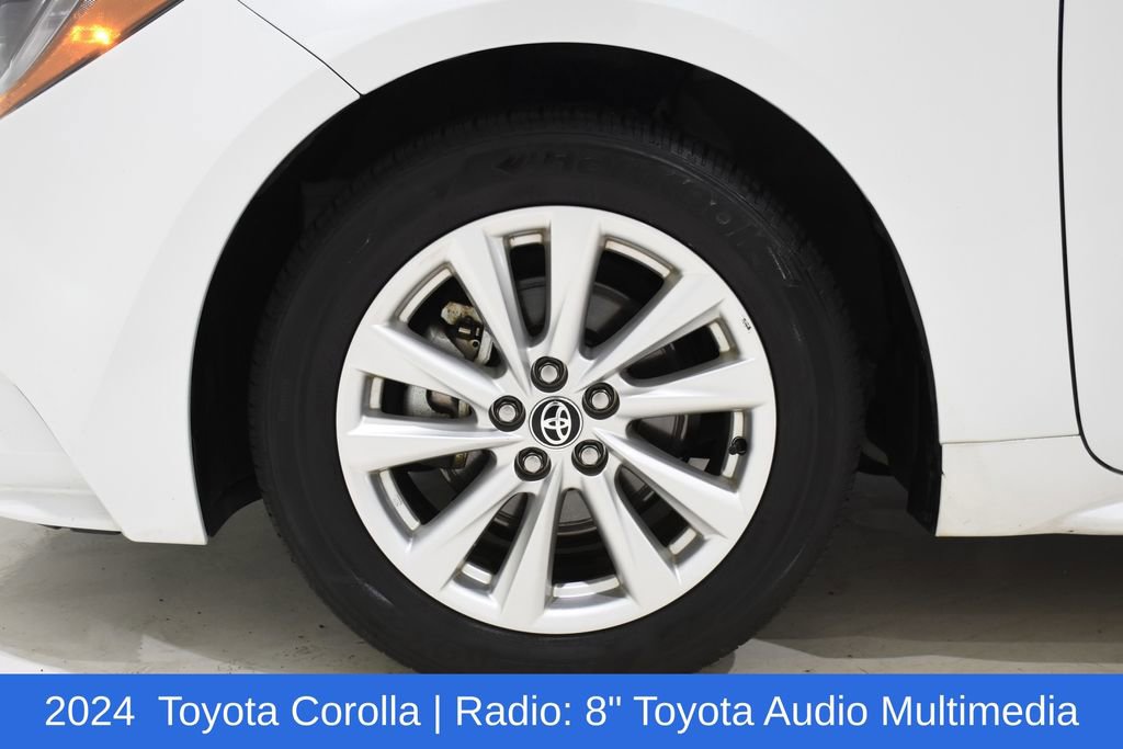 Used 2024 Toyota Corolla LE w/ LE Convenience Package image 7