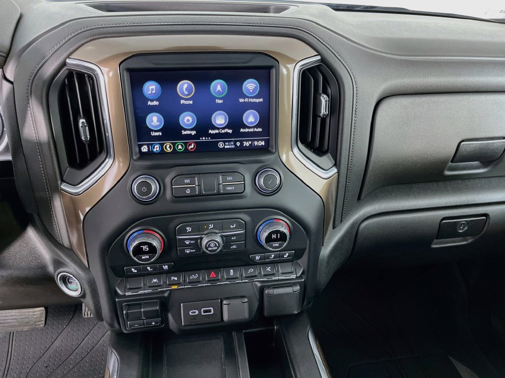 Used 2022 Chevrolet Silverado 1500 High Country w/ Technology Package AWD/4WD image 21
