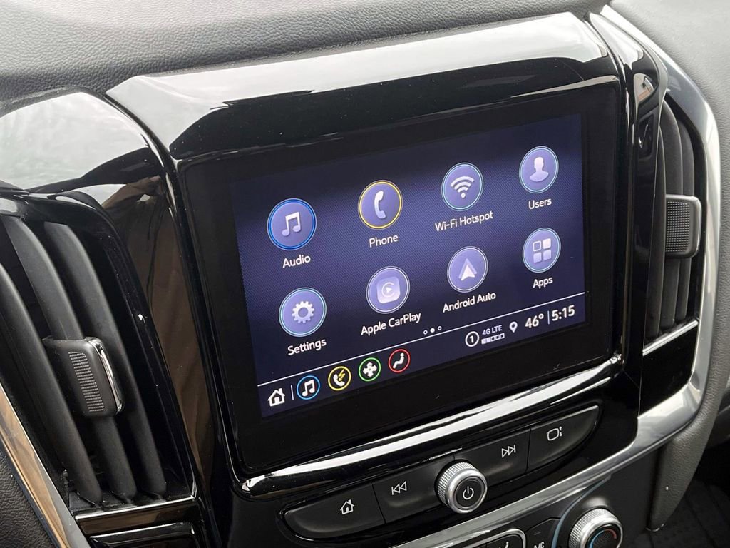 Used 2023 Chevrolet Traverse LT image 14