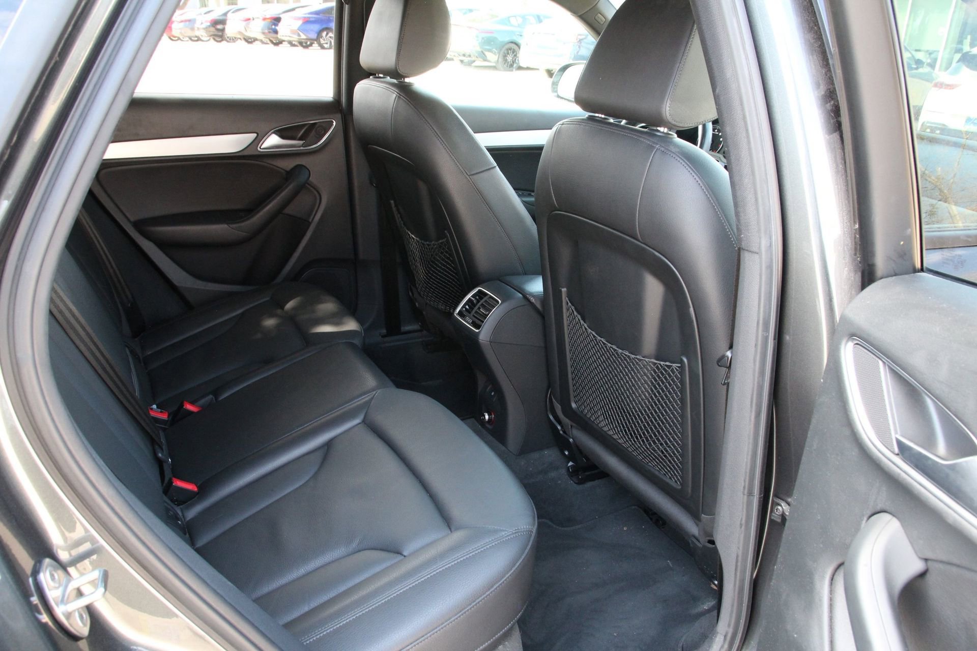 Used 2018 Audi Q3 2.0T Premium image 34
