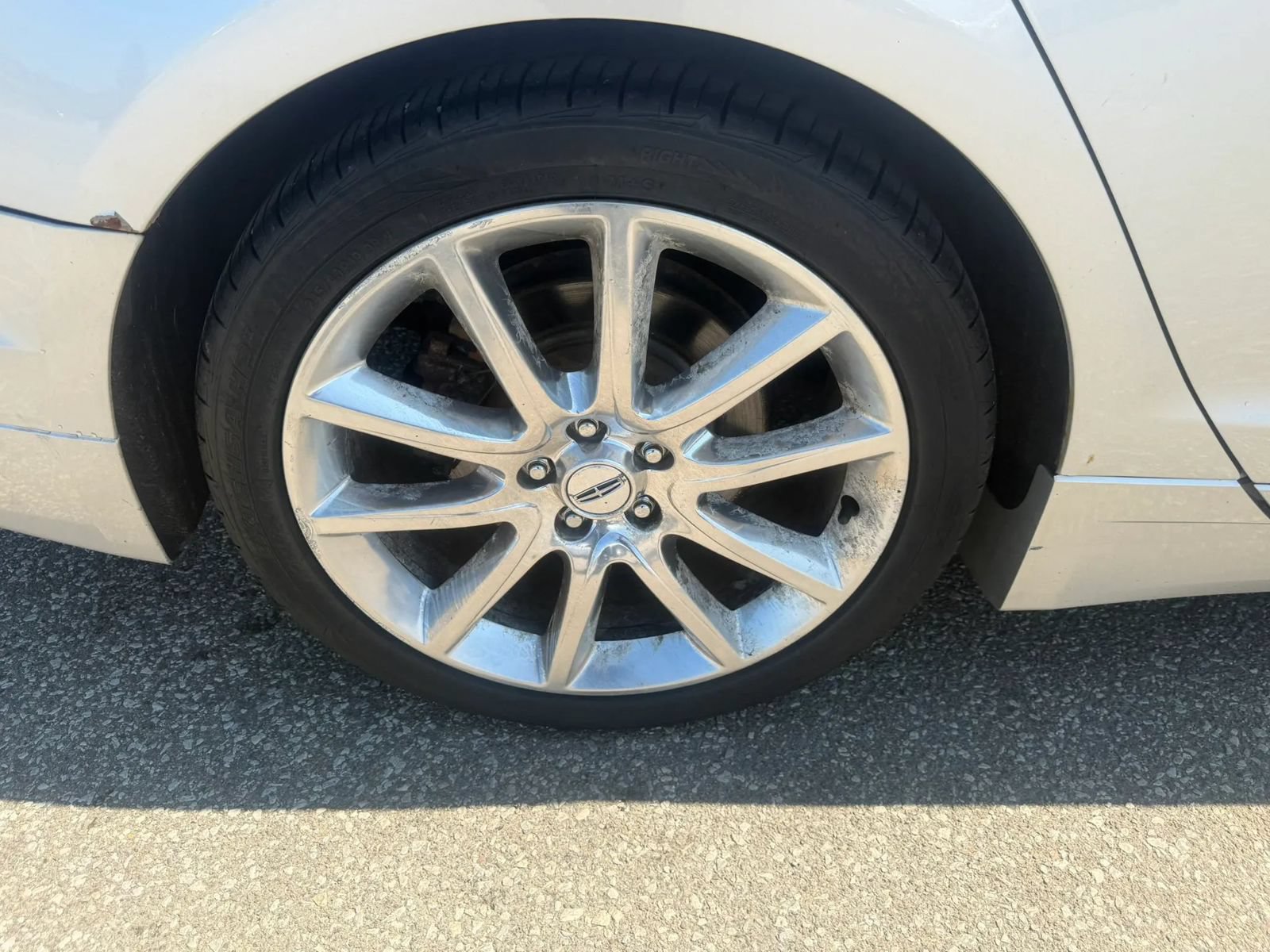 Used 2013 Lincoln MKZ AWD image 31