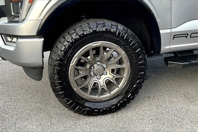 Used 2021 Ford F150 Lariat w/ Equipment Group 502A High image 8