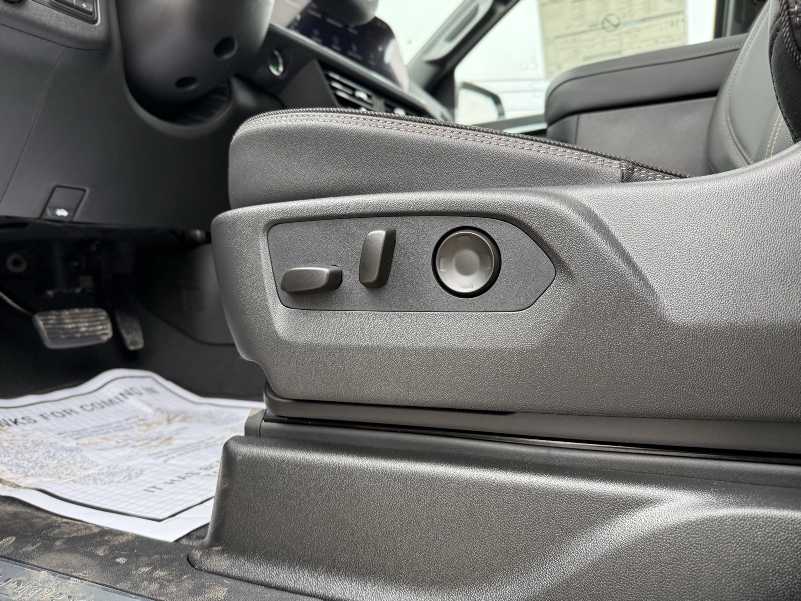 New 2026 Chevrolet Tahoe High Country image 17